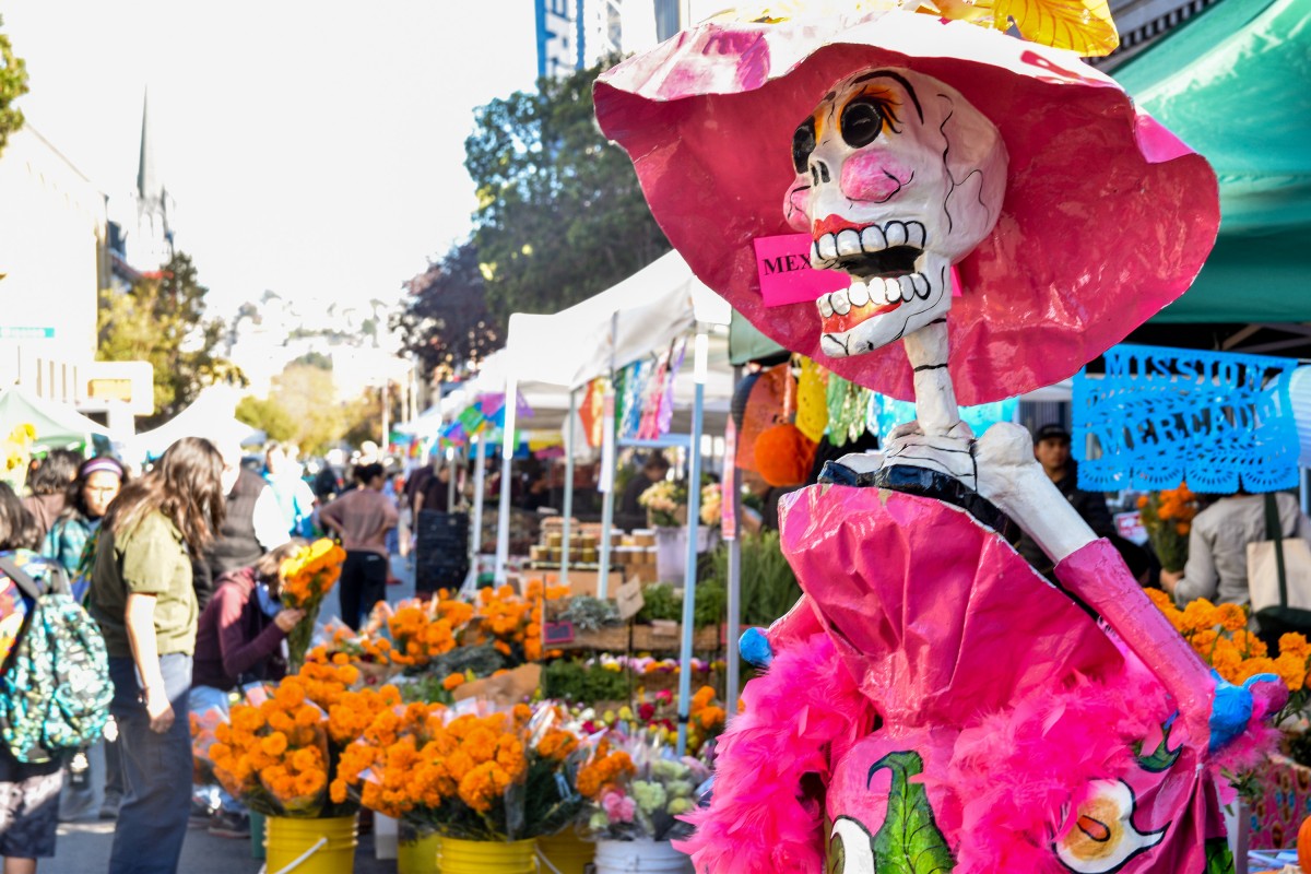 Día de los Muertos + Halloween at Mission Community Market (SF)